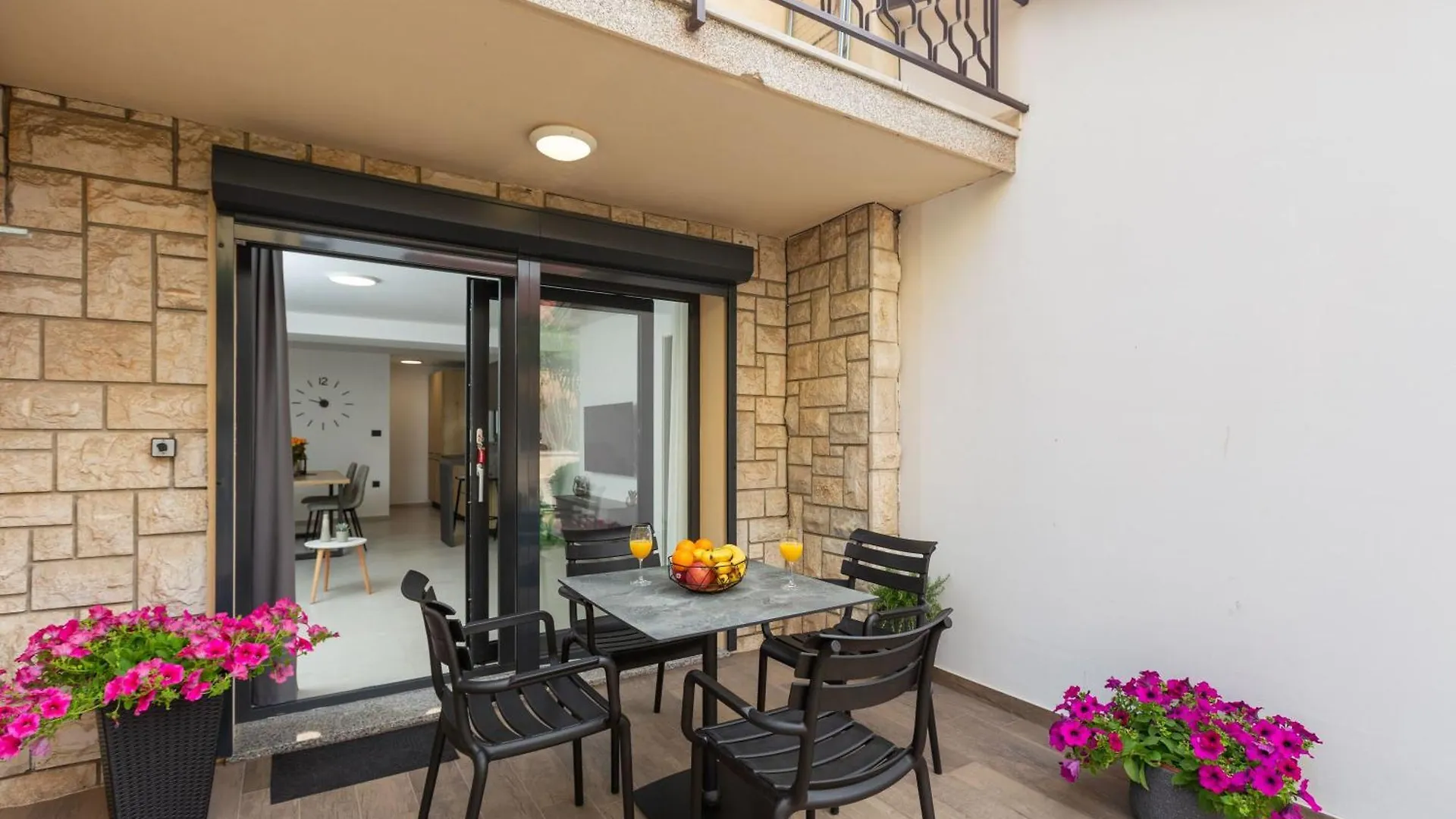 Moderne Ferienwohnung Olive Premium In Poreč 0*,